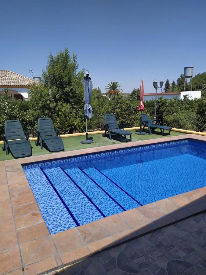 Villa Casa de madera el oasis el palomar Sevilla Exterior foto